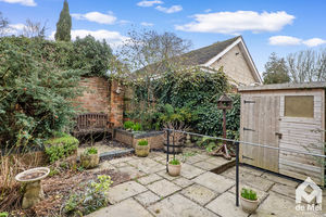 Photo 9- click for photo gallery